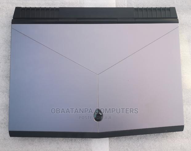 Laptop Dell Alienware 15 R3 8GB Intel Core I5 SSD 256GB · Photo 5