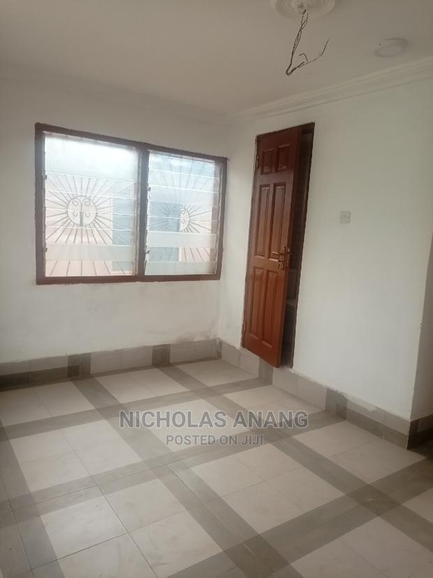 1bdrm House in Dorns Properties, New Town for rent · Photo 3