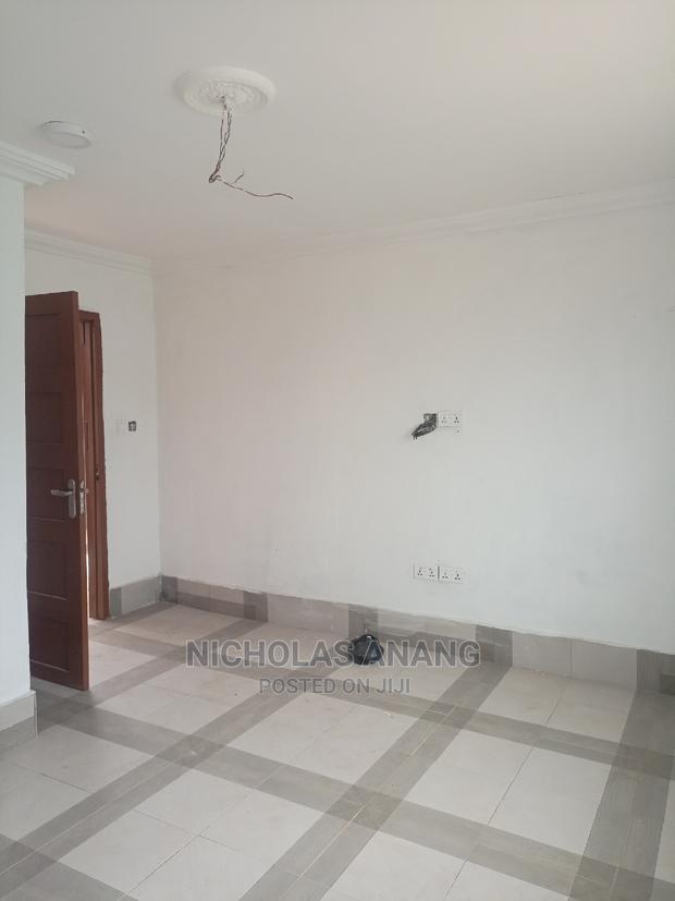 1bdrm House in Dorns Properties, New Town for rent · Photo 8