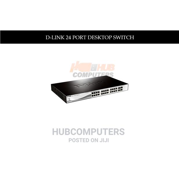 D-Link (Des-1024d) 24 Port Desktop Switch · Photo 1