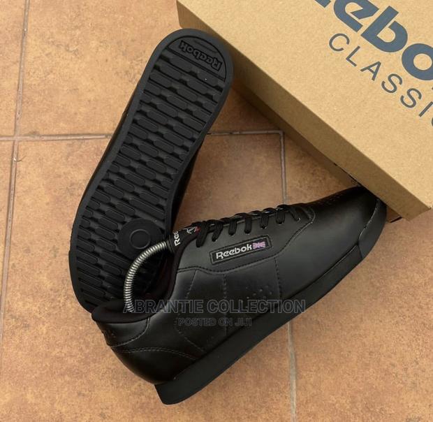 Reebok Princess · Photo 1