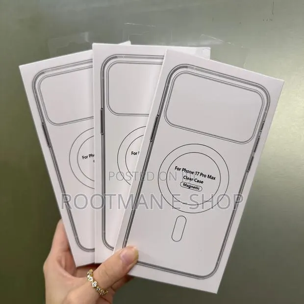 Clear Case With Magsafe for the iPhone 17 Pro and Pro Max · Photo 1