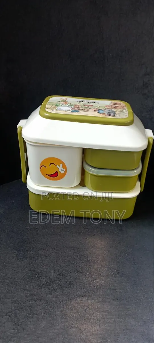 Debi Rabbit- Multi-Compartment Lunch Box / Container · Photo 1