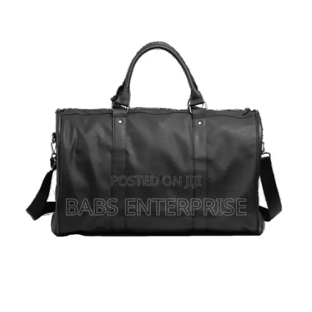 Levelo Allin Style Saffiano Leather Travel Duffle Bag – Black · Photo 1