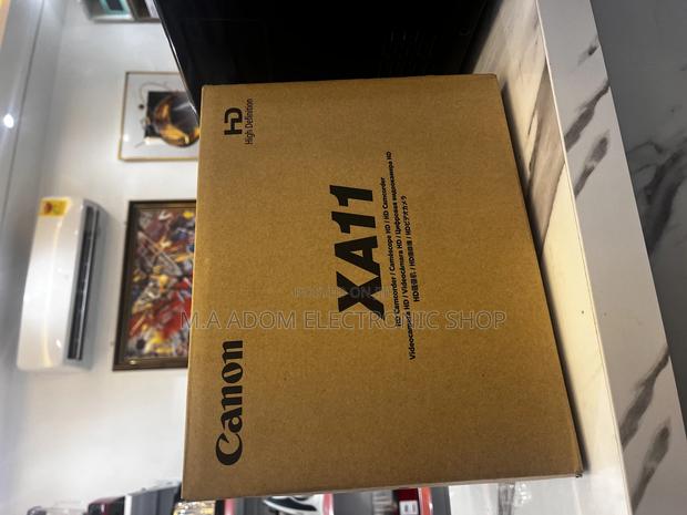 Canon Xa11 Full HD Camcorder · Photo 1
