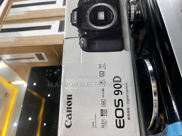 Canon Eos DSRL CAMERA WITH 18-55mm Lens · Photo 1
