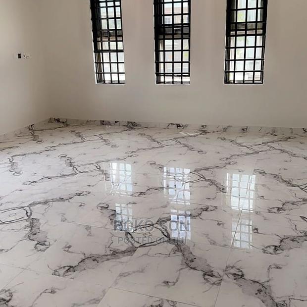 5bdrm Duplex in Dr Roko, Accra Metropolitan for sale · Photo 3