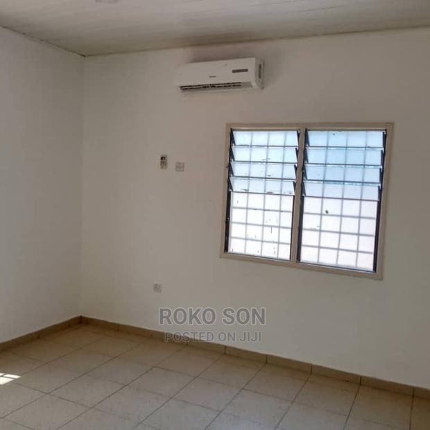3bdrm House in Dr Roko, Spintex for rent · Photo 8
