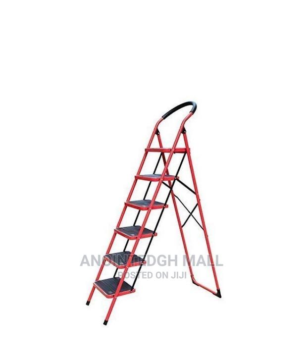 6 Steps Heavy Duty Non- Slip Foldable Ladder · Photo 1