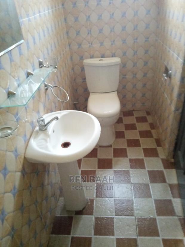 2bdrm Apartment in Ben Properties, Dome for rent · Photo 5