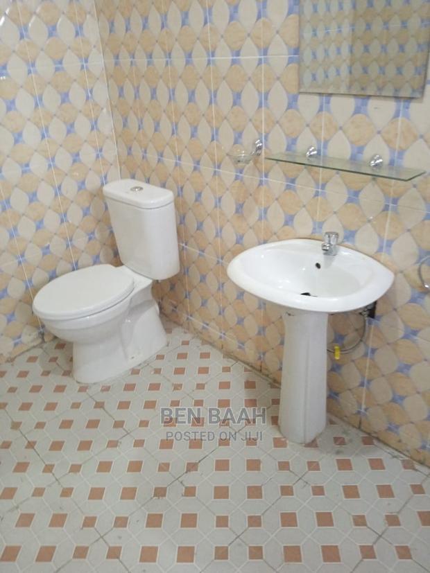 2bdrm Apartment in Ben Properties, Dome for rent · Photo 6