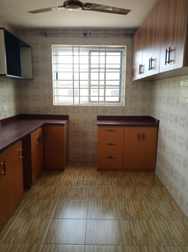 2bdrm Apartment in Ben Properties, Dome for rent · Photo 8