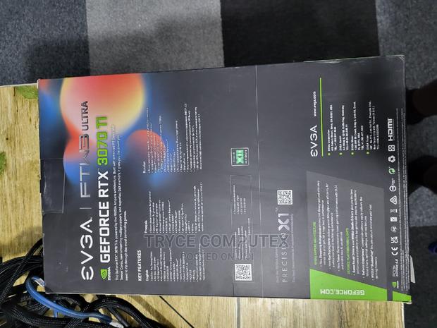 EVGA Geforce RTX 3070 Ti FTW3 Ultra Gaming 8GB GDDR6X · Photo 2