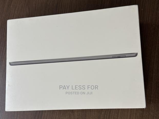New Apple iPad Air 256 GB Gray · Photo 3