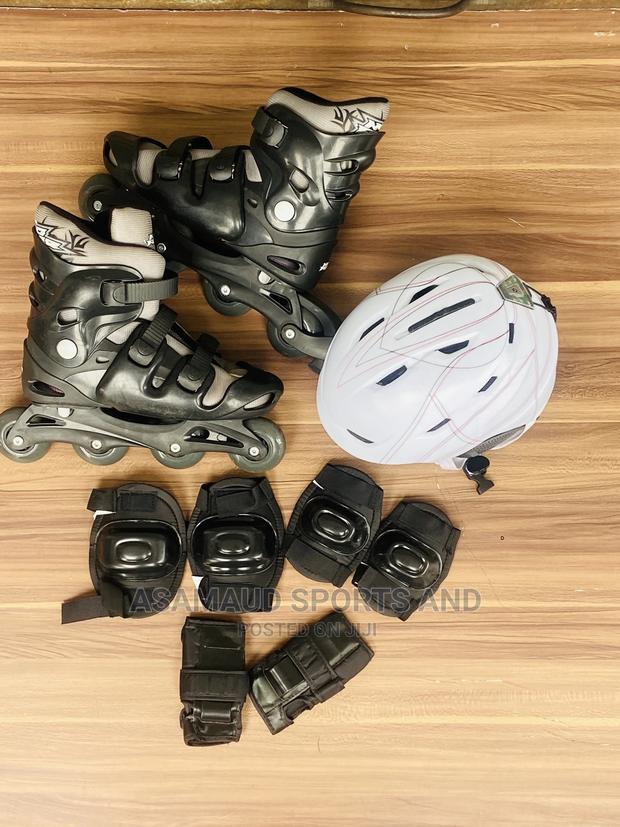 Original Set of Skating Gears at Cool Price · Photo 1