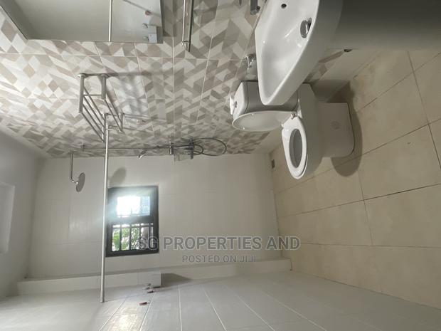 1bdrm Apartment in Coastal Estates, Spintex for rent · Photo 6