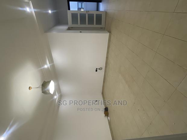 1bdrm Apartment in Coastal Estates, Spintex for rent · Photo 3