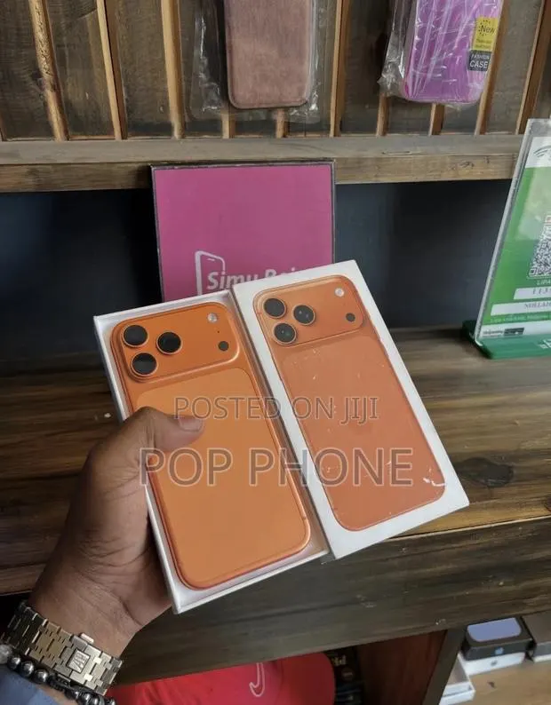 New Apple iPhone 17 Pro Max 512 GB Orange · Photo 1