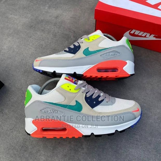 Nike Air Max 90 Multicolored · Photo 1