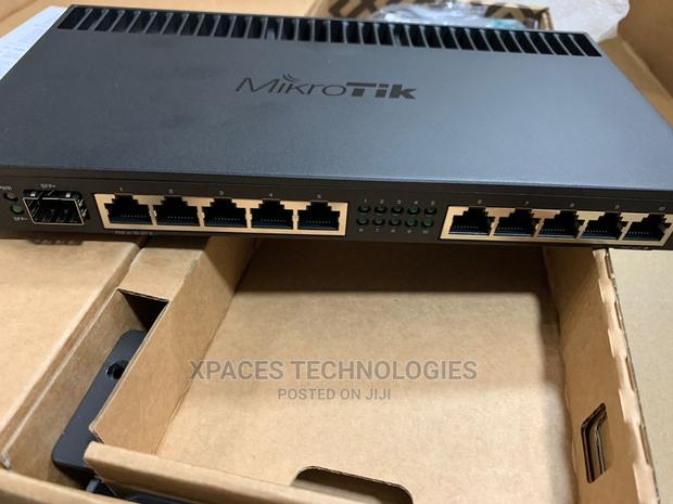 Mikrotik Rb4011 Ethernet 10-Port Gigabit Router · Photo 1