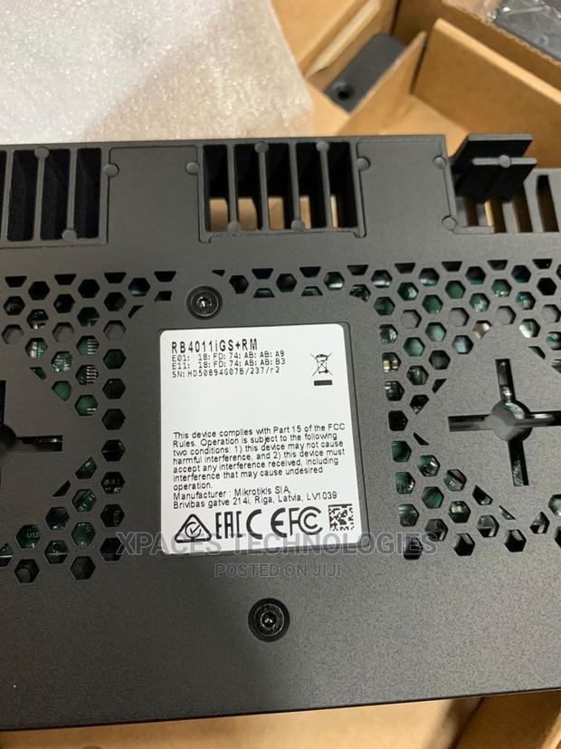 Mikrotik Rb4011 Ethernet 10-Port Gigabit Router · Photo 4
