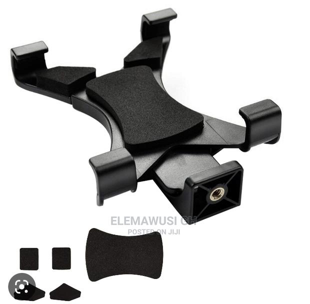 Universal iPad and Tablet Holder · Photo 3