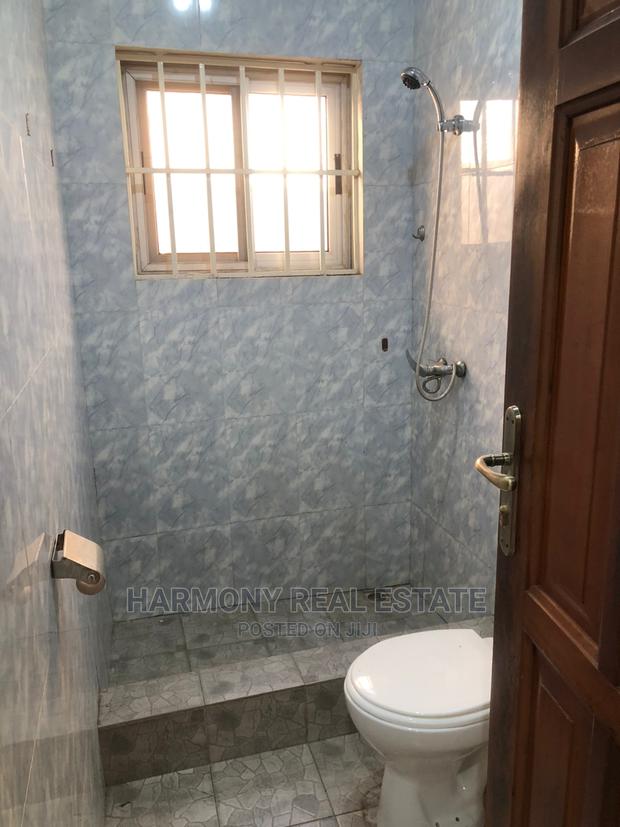 2bdrm Apartment in Kokomlemle for Rent · Photo 2