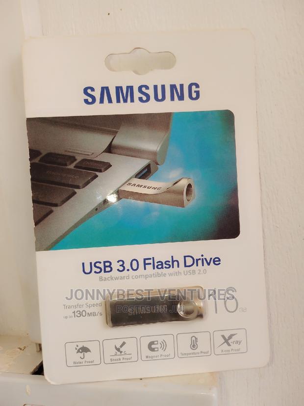 Professional Usb 3.0 Flash Drive 16gb · Photo 3