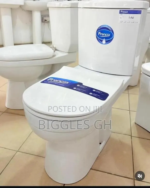 Wc -Slim Tank Water Closet · Photo 1