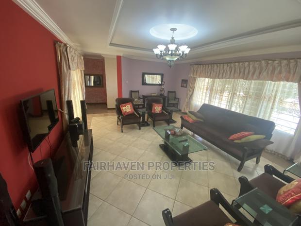 Fully Furnished 3 Bedrooms House at Spintex · Photo 3
