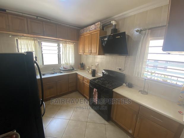 Fully Furnished 3 Bedrooms House at Spintex · Photo 8
