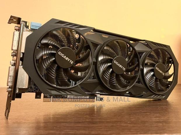 4gb GTX 970 Gddr5 Graphics Card · Photo 1