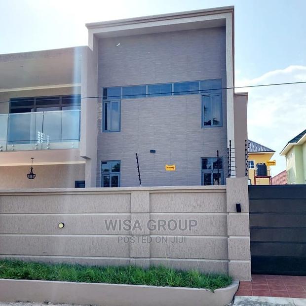 4bdrm Apartment in Accra Metropolitan for Rent · Photo 3