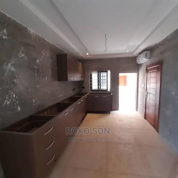 4bdrm Duplex in Dr Roko, Trade Fair for rent · Photo 7