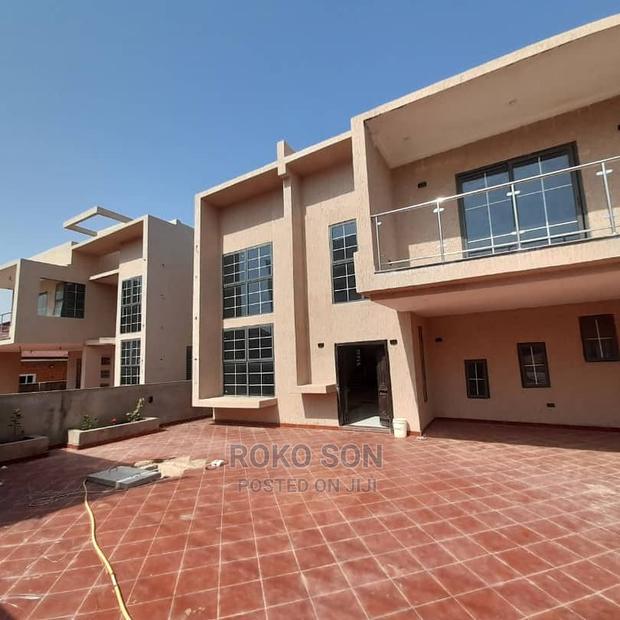 4bdrm Duplex in Dr Roko, Trade Fair for rent · Photo 4