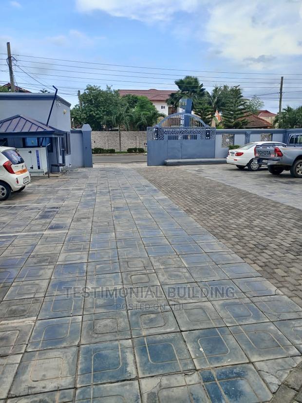 10bdrm Block of Flats in Testimonial Building, Haatso for Sale · Photo 5