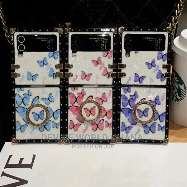 Chi Butterfly Case for Samsung Z Flip 4 · Photo 1