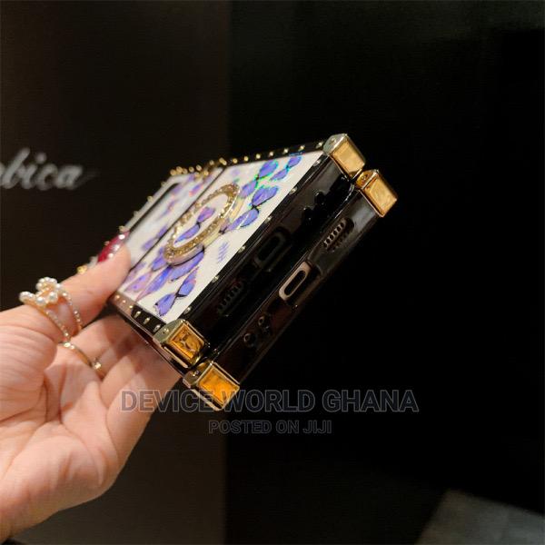 Chi Butterfly Case for Samsung Z Flip 4 · Photo 5