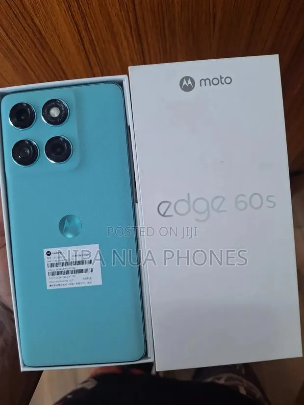 New Motorola Edge 60 Fusion 256 GB Blue · Photo 1