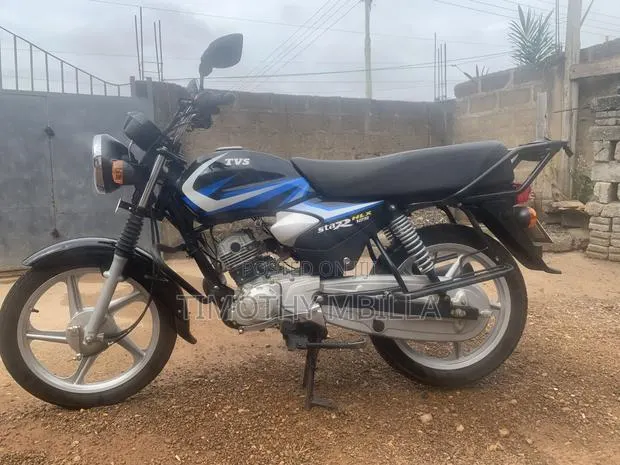 TVS HLX 125 2025 Black · Photo 1