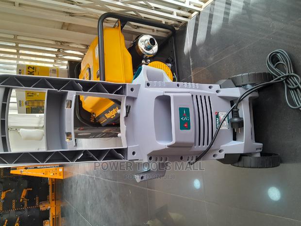 TGT11356 (Total Pressure Washer 1800W) · Photo 5