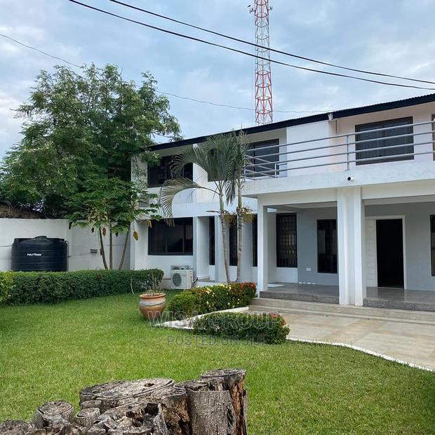 4bdrm Duplex in Wisa Groups, Osu for Rent · Photo 1
