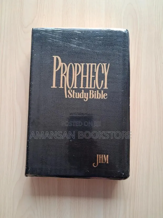 Prophecy Study Bible:Nkjv · Photo 1