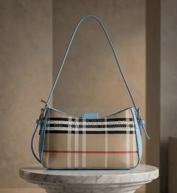 Affordable Fashion Bag for Women · Photo 1