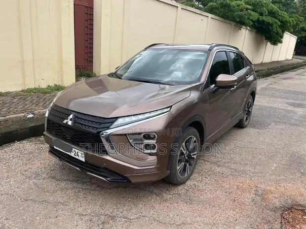 New Mitsubishi Eclipse Cross 2024 Brown · Photo 1
