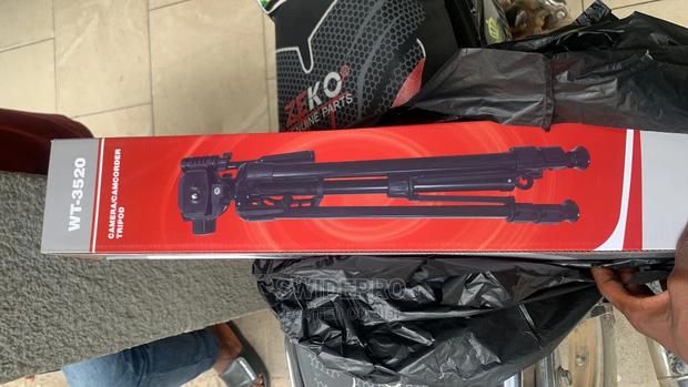 Phone and Camera Long Tripod Stand · Photo 1