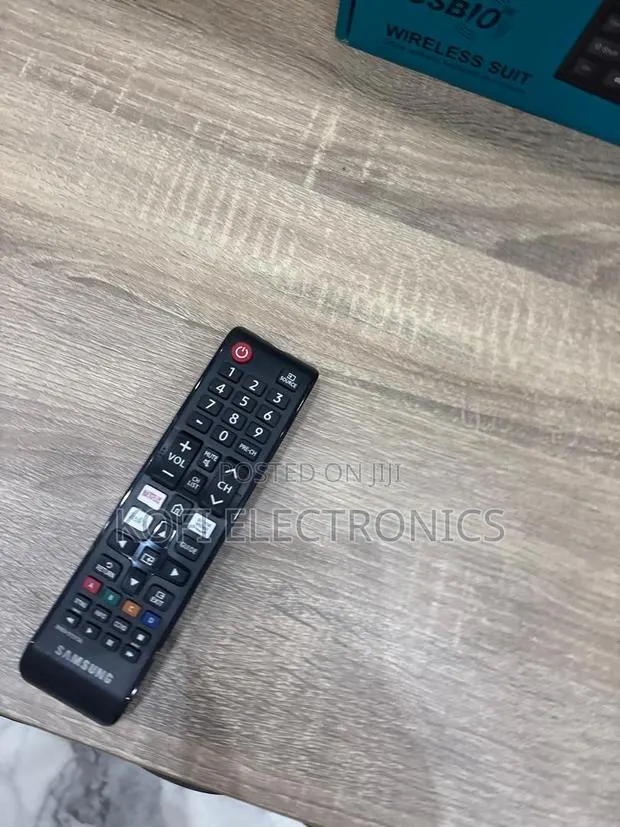 High-Quality Samsung Replacement Remote Ready to Use · Photo 1