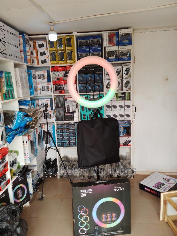 21 Inches RGB Ring Light · Photo 2