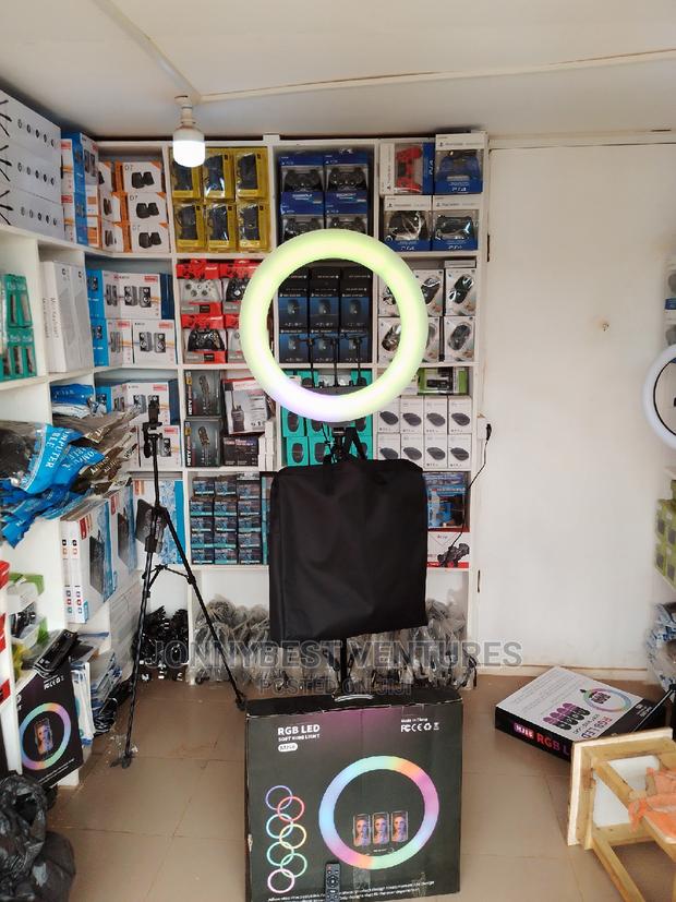 21 Inches RGB Ring Light · Photo 3