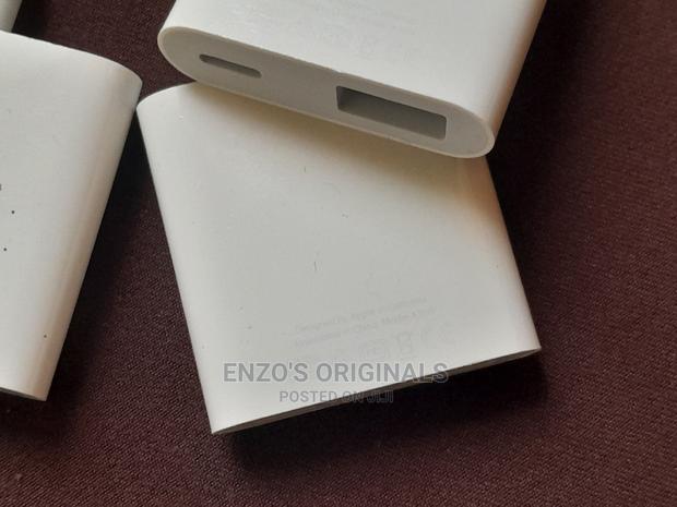 Apple Lightning To Usb 3 Adapter Original Fairly Used Clean · Photo 1
